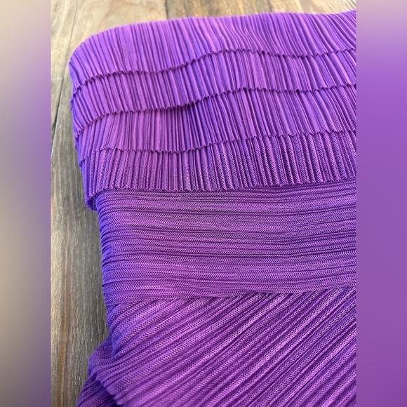 BCBGMaxAzria Jorie in Dark Orchid Ruched Strapless Cocktail Mini Dress Y2K Sz 6 - Picture 6 of 12